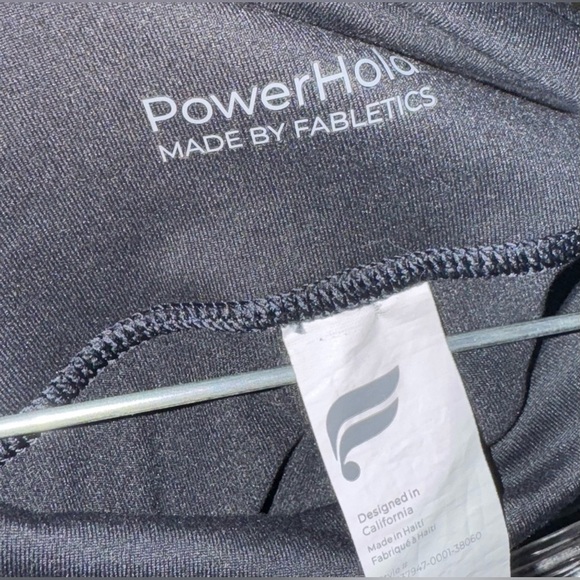 Powerhold by Fabletics women’s Black leggings - Picture 4 of 5